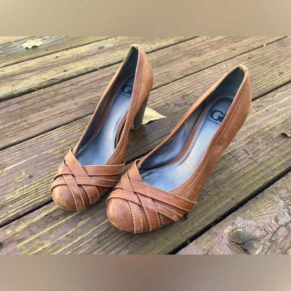 Giani Bini Heals - Picture 1 of 6